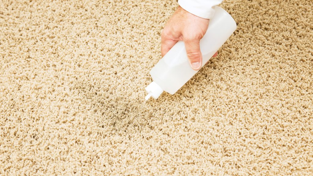 How to Get Rid of Water Stains on Carpet