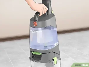 How to Operate a Hoover Carpet Cleaner