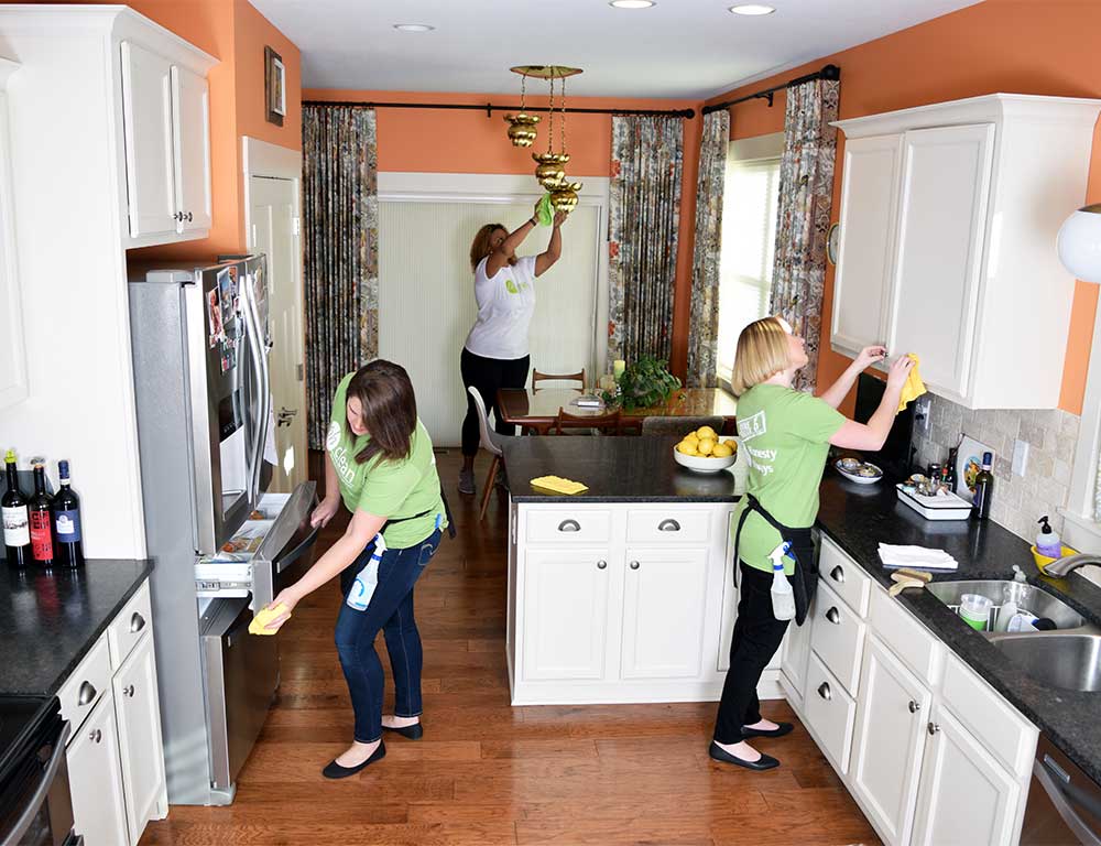 What is the Difference between House Cleaning And Deep Cleaning