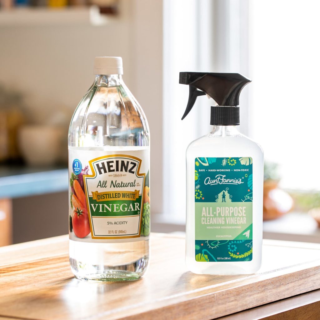 What is the Difference between Household Vinegar And Cleaning Vinegar