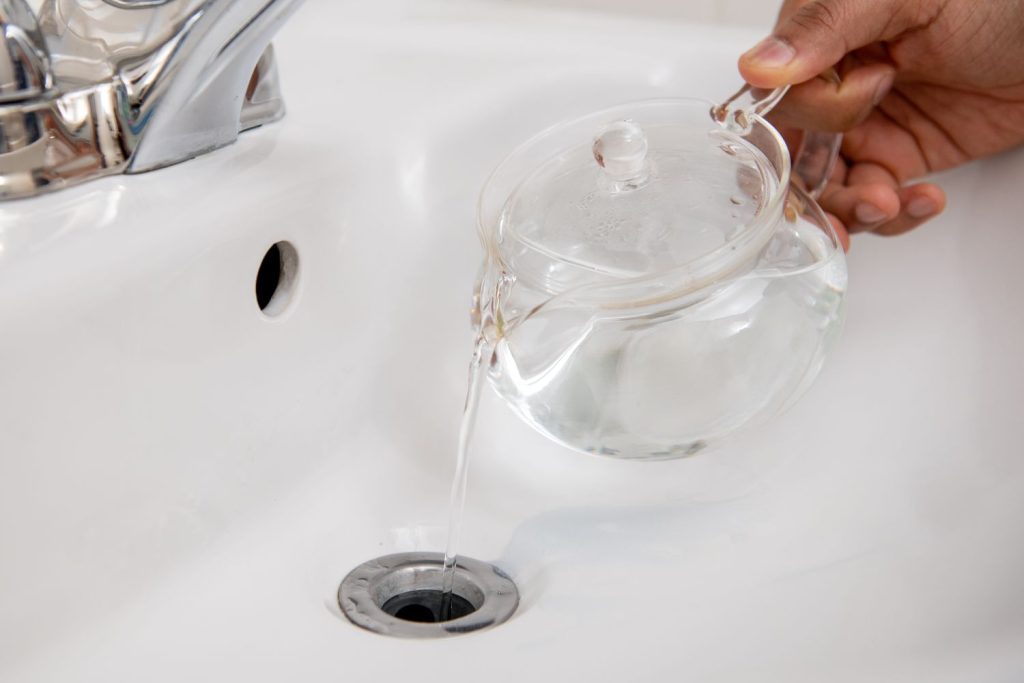 Can You Pour Drain Cleaner down a Bathroom Sink