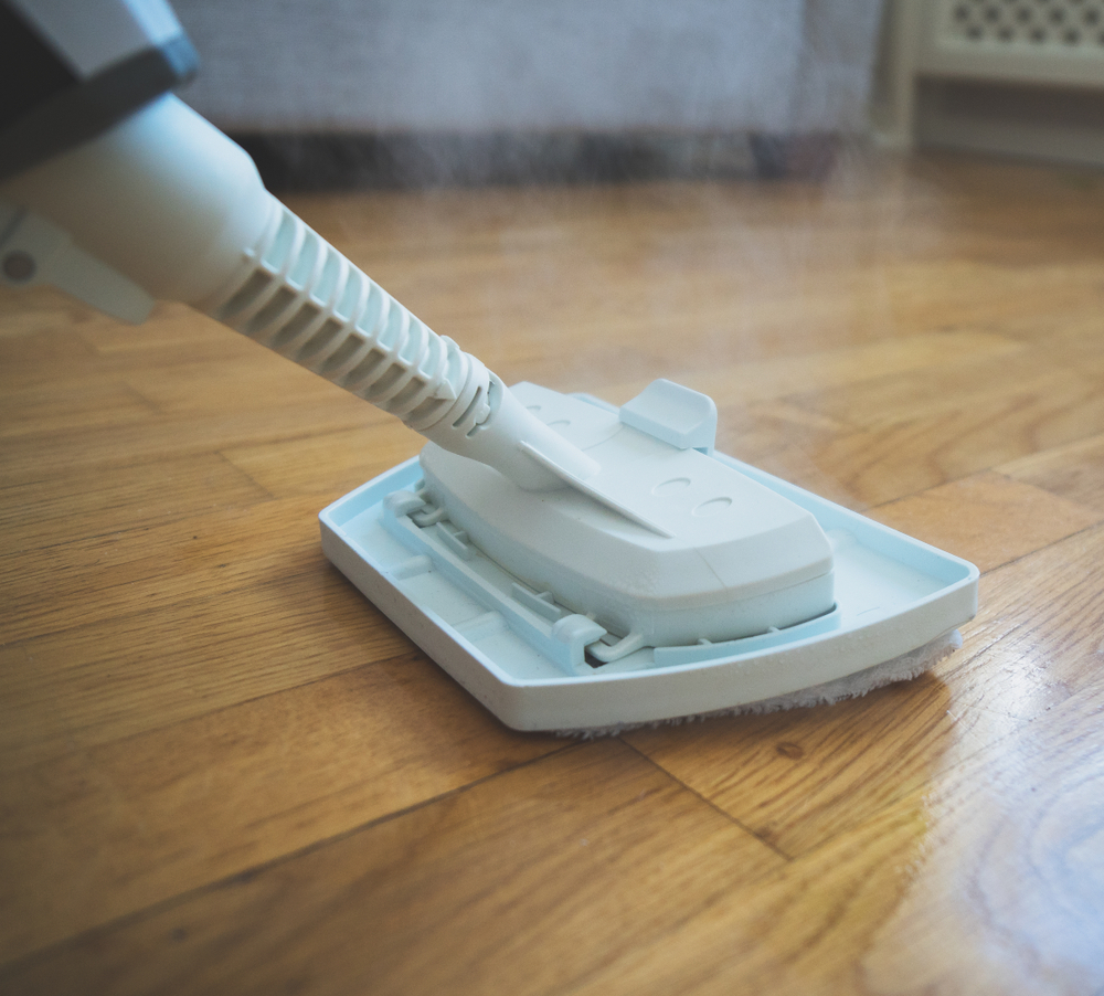 can you use a steam cleaner on laminate floors