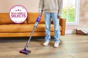 what is a good vacuum cleaner for hardwood floors