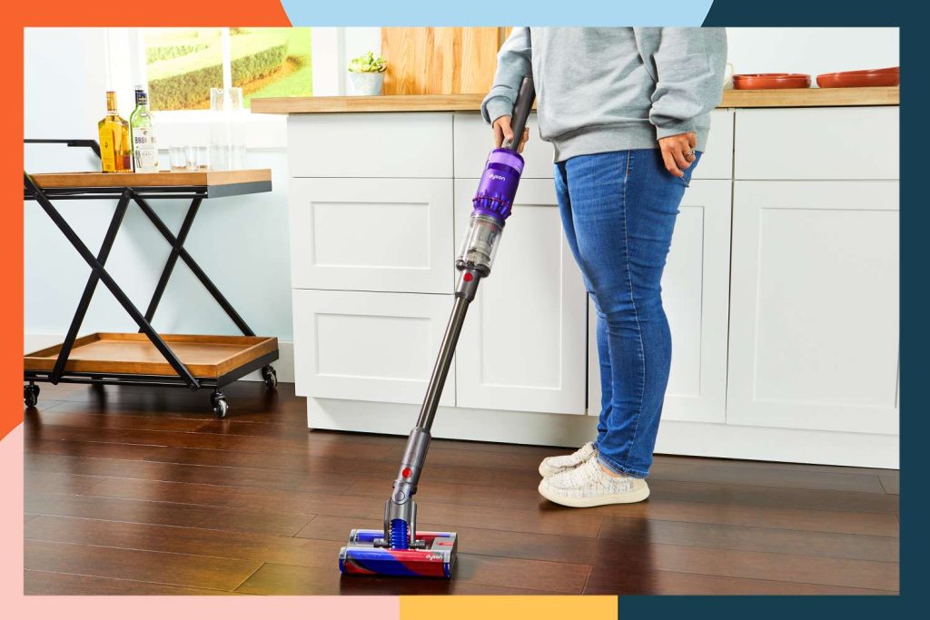 What is the Best Vacuum Cleaner for Wood Floors